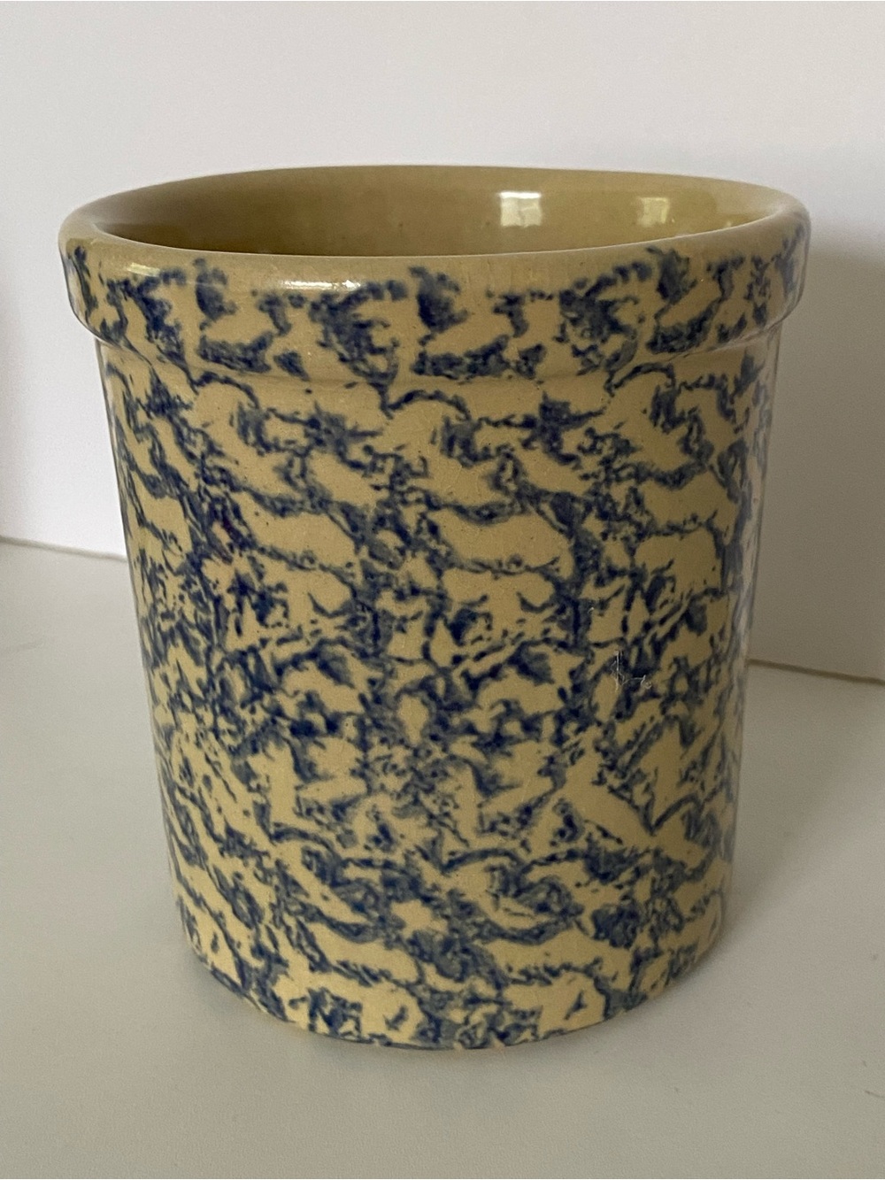 Vintage Robinson Ransbottom Pottery Co Roseville Spongeware High Quart Crock. Th